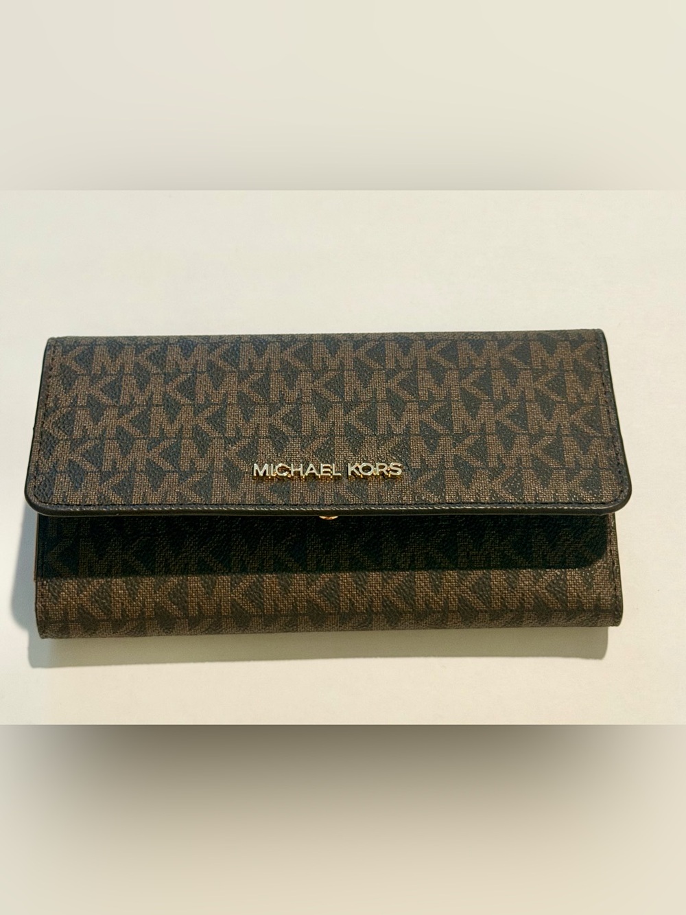 New Michael Kors Brown MK Logo Continental Card Holder with Gold Logo